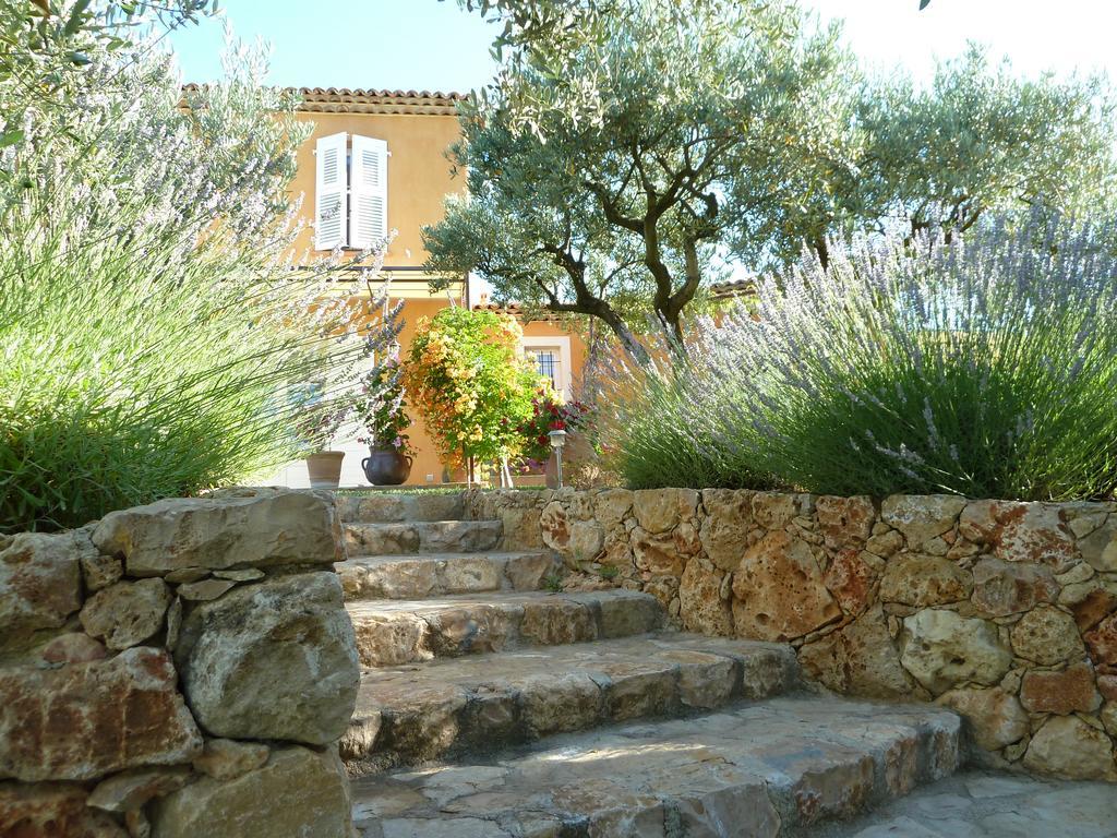 Mas De L'Olivette Bed and Breakfast Cotignac Εξωτερικό φωτογραφία