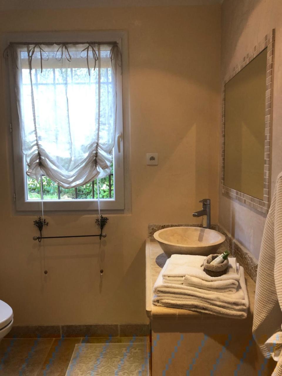 Mas De L'Olivette Bed and Breakfast Cotignac Εξωτερικό φωτογραφία